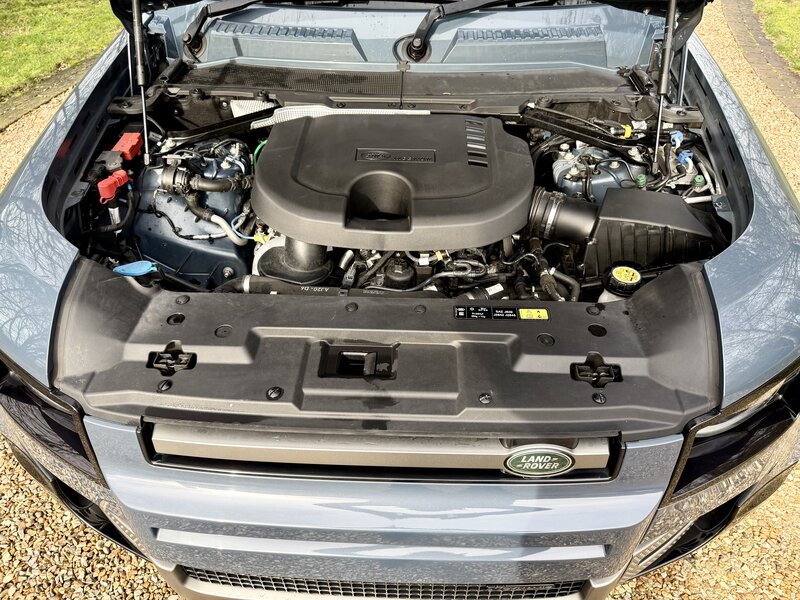 Used Land Rover Defender 2021 for sale - 77638212: Photo 23