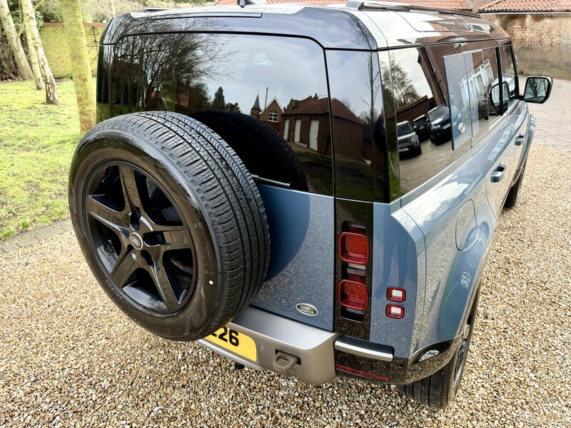 Used Land Rover Defender 2021 for sale - 77638212: Photo 5