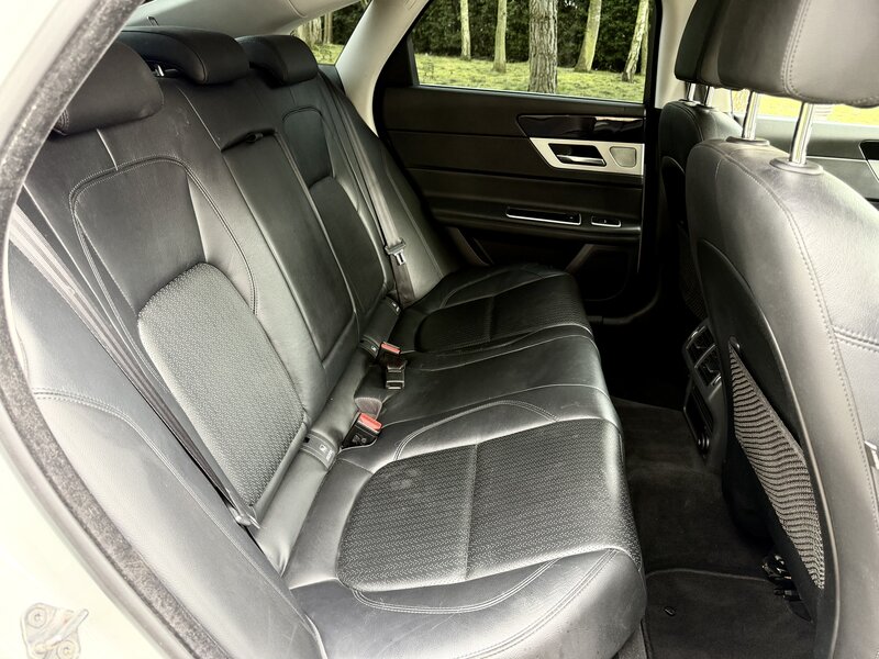 Used Jaguar XF 2018 for sale - 77638211: Photo 21