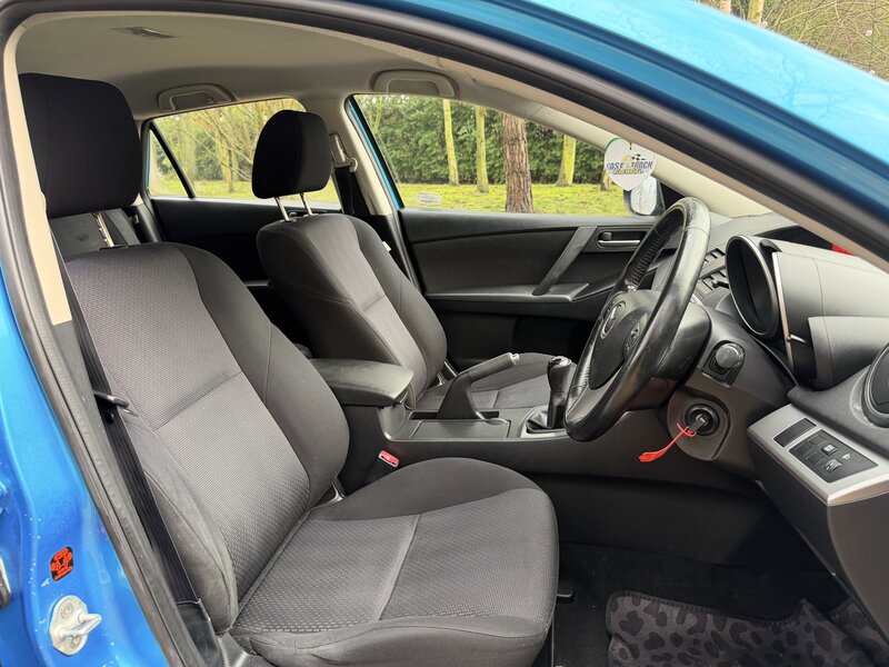 Used Mazda Mazda3 2009 for sale - 77407425: Photo 15