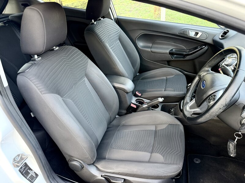 Used Ford Fiesta 2012 for sale - 77747508: Photo 2