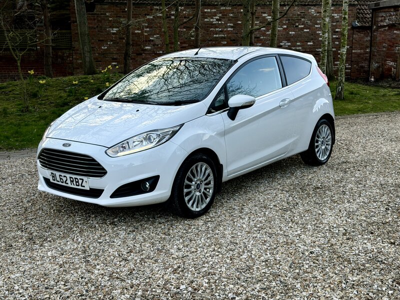 Used Ford Fiesta 2012 for sale - 77747508: Photo 4