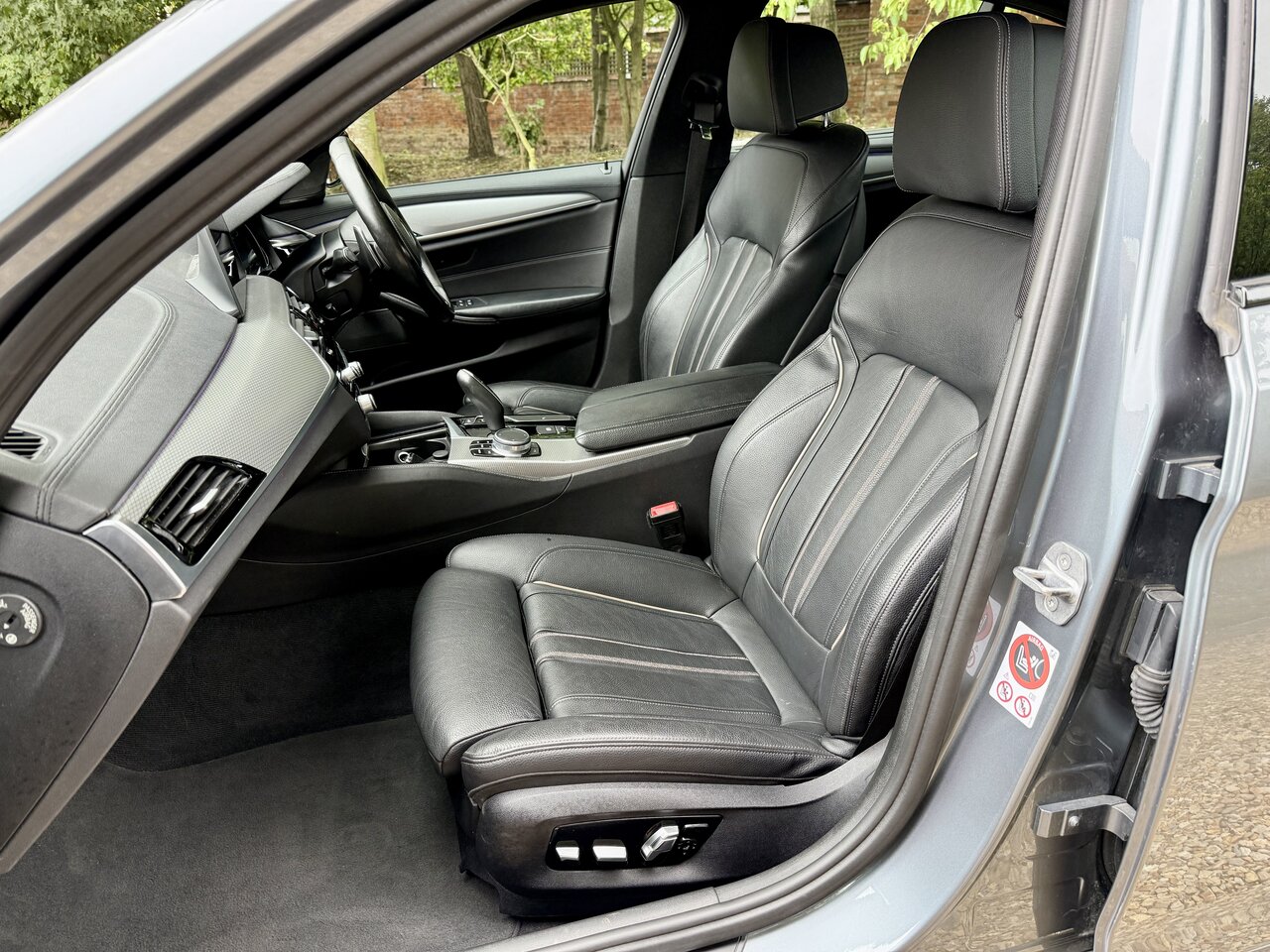 Used BMW 5 Series 2017 for sale - 76098098: Photo 31