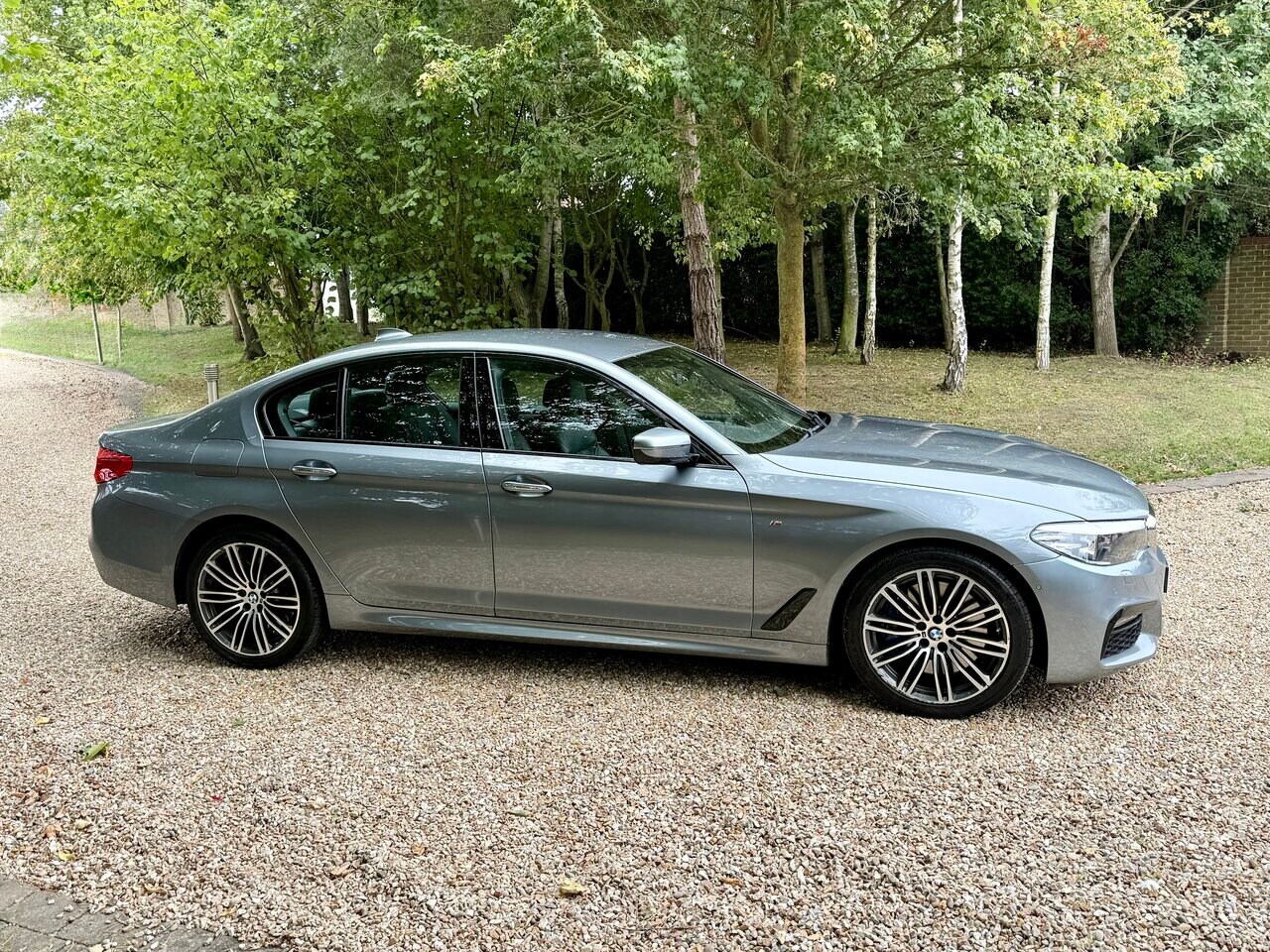 Used BMW 5 Series 2017 for sale - 76098098: Photo 32