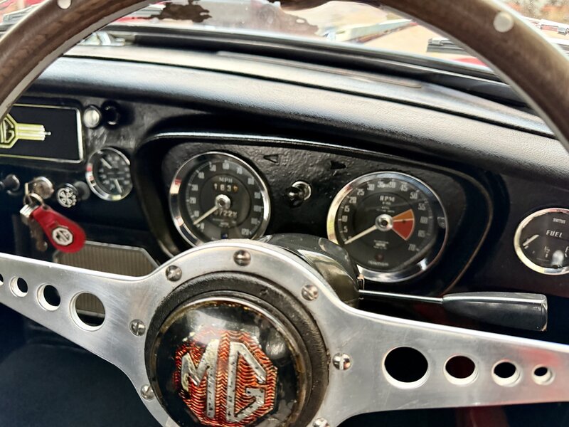 Used MG MGB 1971 for sale - 76739709: Photo 5