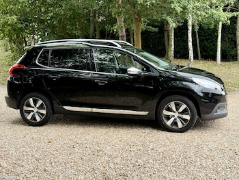 Used Peugeot 2008 2015 for sale - 76222911: Photo