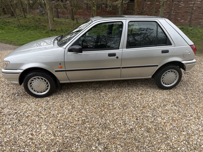 Used Ford Fiesta 1995 for sale - 78009489: Photo 29