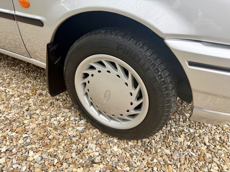 Used Ford Fiesta 1995 for sale - 78009489: Photo 36