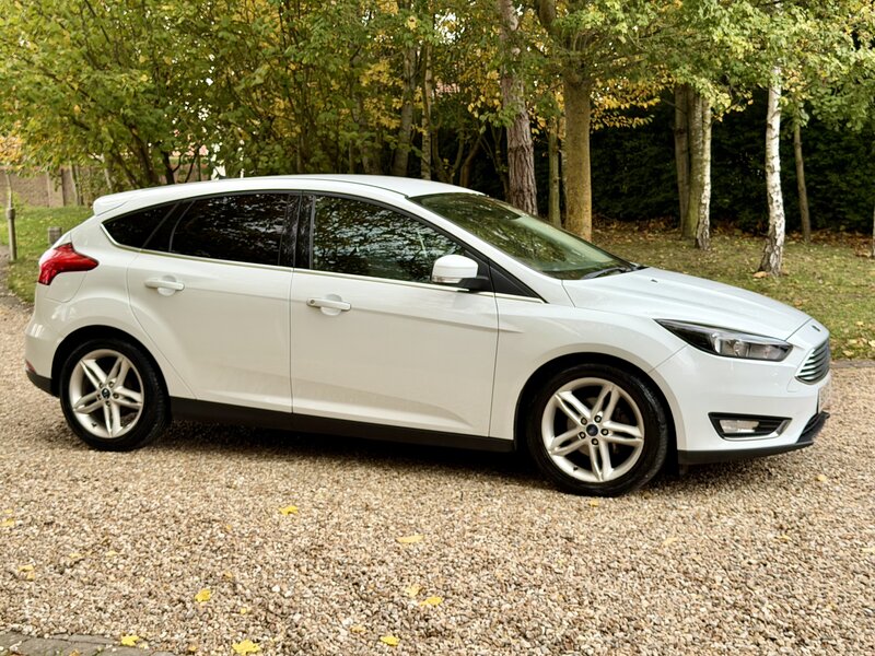 Used Ford Focus 2016 for sale - 76372593: Photo 3