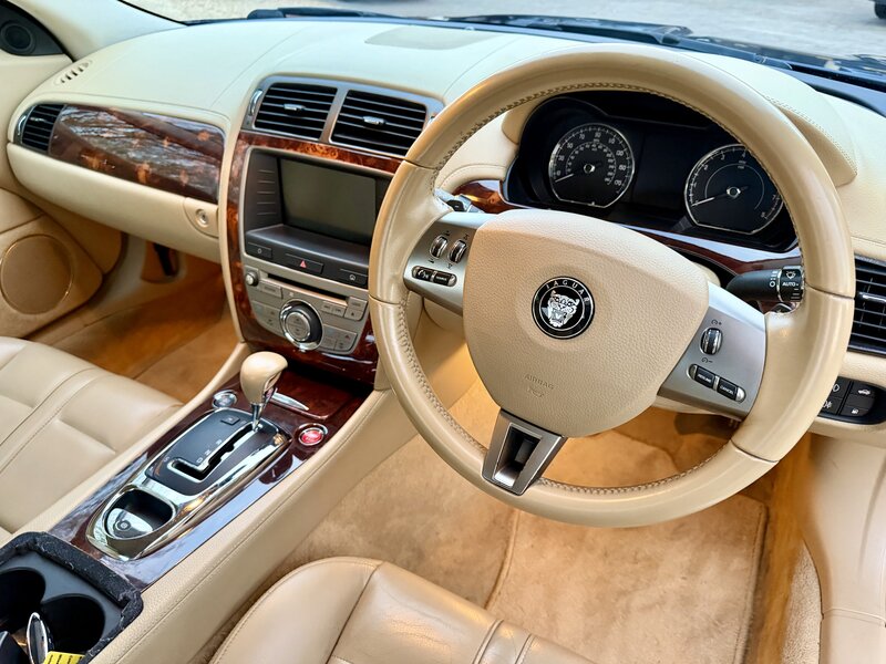 Used Jaguar XK 2008 for sale - 78103169: Photo 11