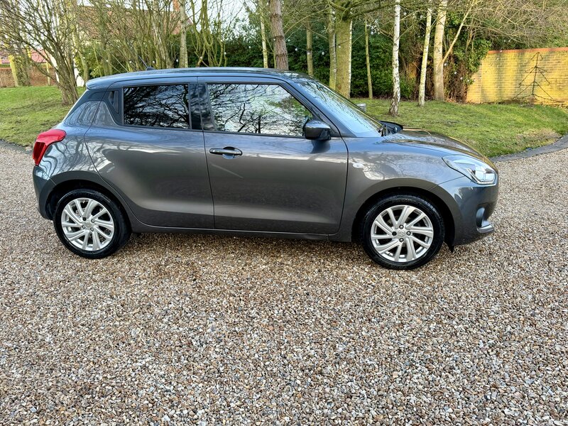 Used Suzuki Swift 2023 for sale - 77354986: Photo 4