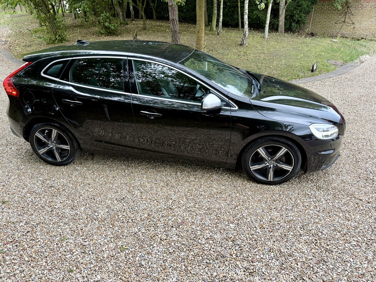 Used Volvo V40 2016 for sale - 76098099: Photo 12