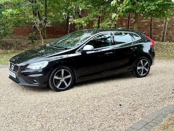 Volvo - V40