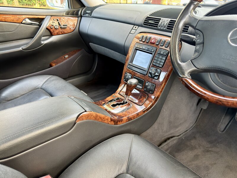 Used Mercedes-Benz CL 2002 for sale - 76691660: Photo 24