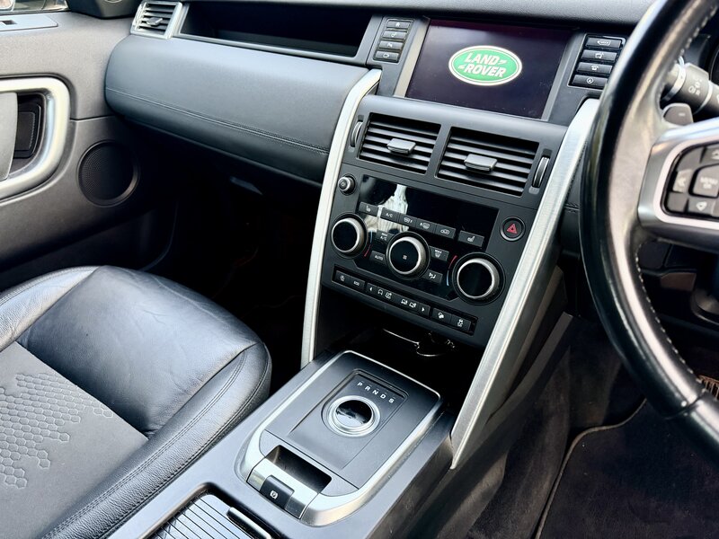 Used Land Rover Discovery Sport 2018 for sale - 77582587: Photo 8