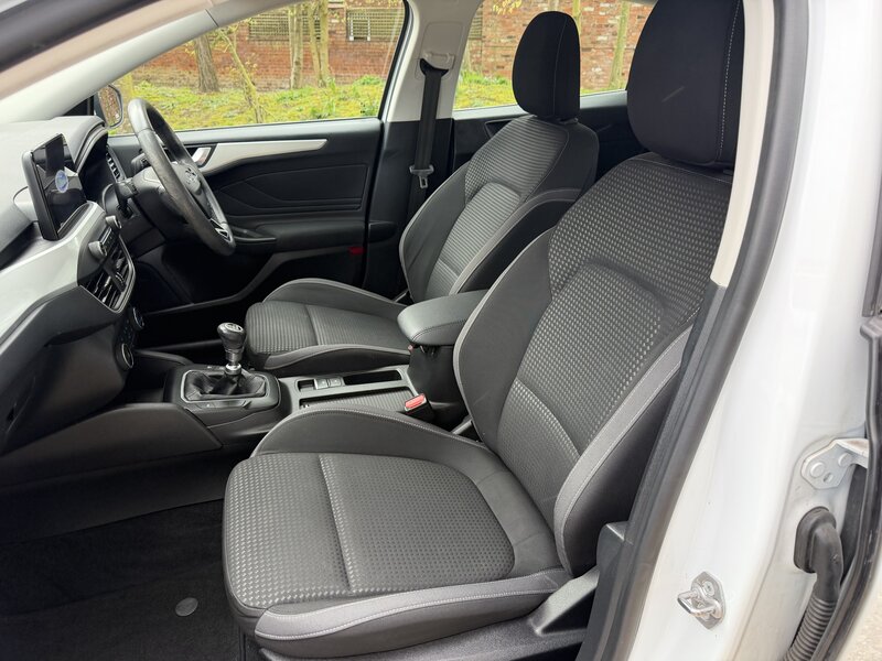 Used Ford Focus 2020 for sale - 78109909: Photo 11