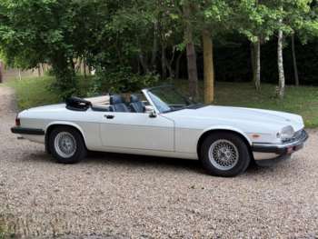 Convertible 2-Door