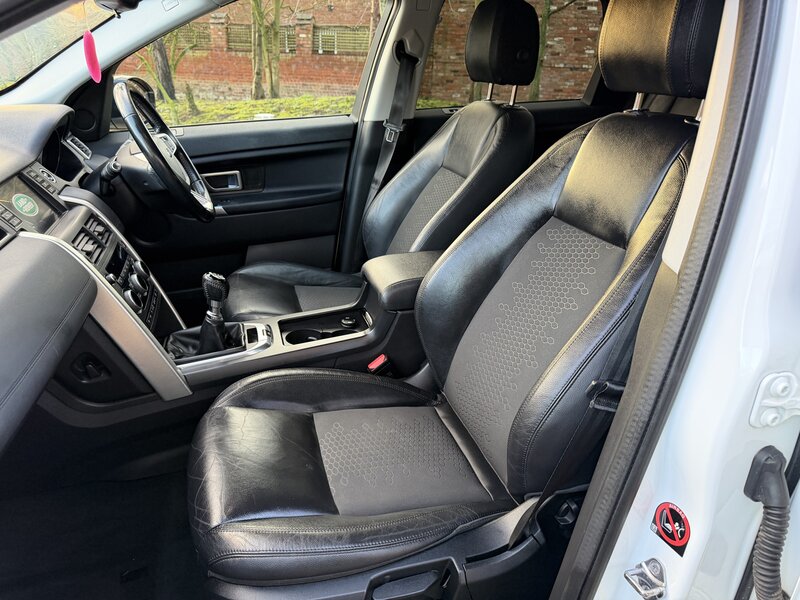 Used Land Rover Discovery Sport 2017 for sale - 77373148: Photo 15