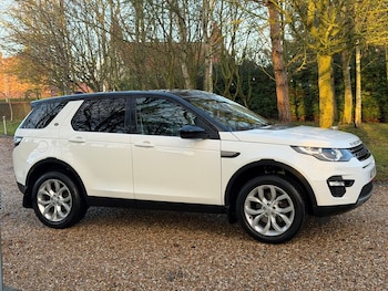 Used Land Rover Discovery Sport 2017 for sale - 77373148: Photo