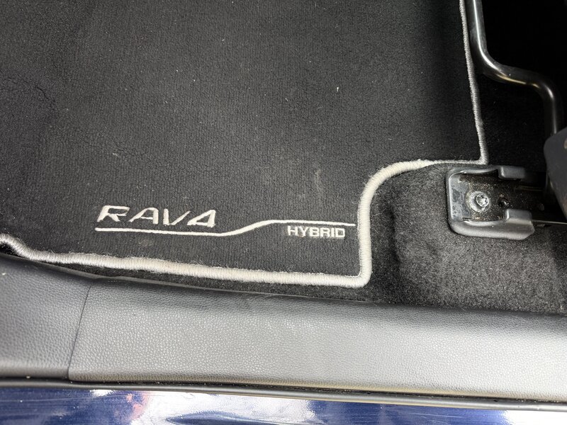 Used Toyota RAV4 2019 for sale - 78137095: Photo 14