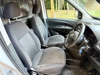 Used Vauxhall Combo 2013 for sale - 76095879: Photo