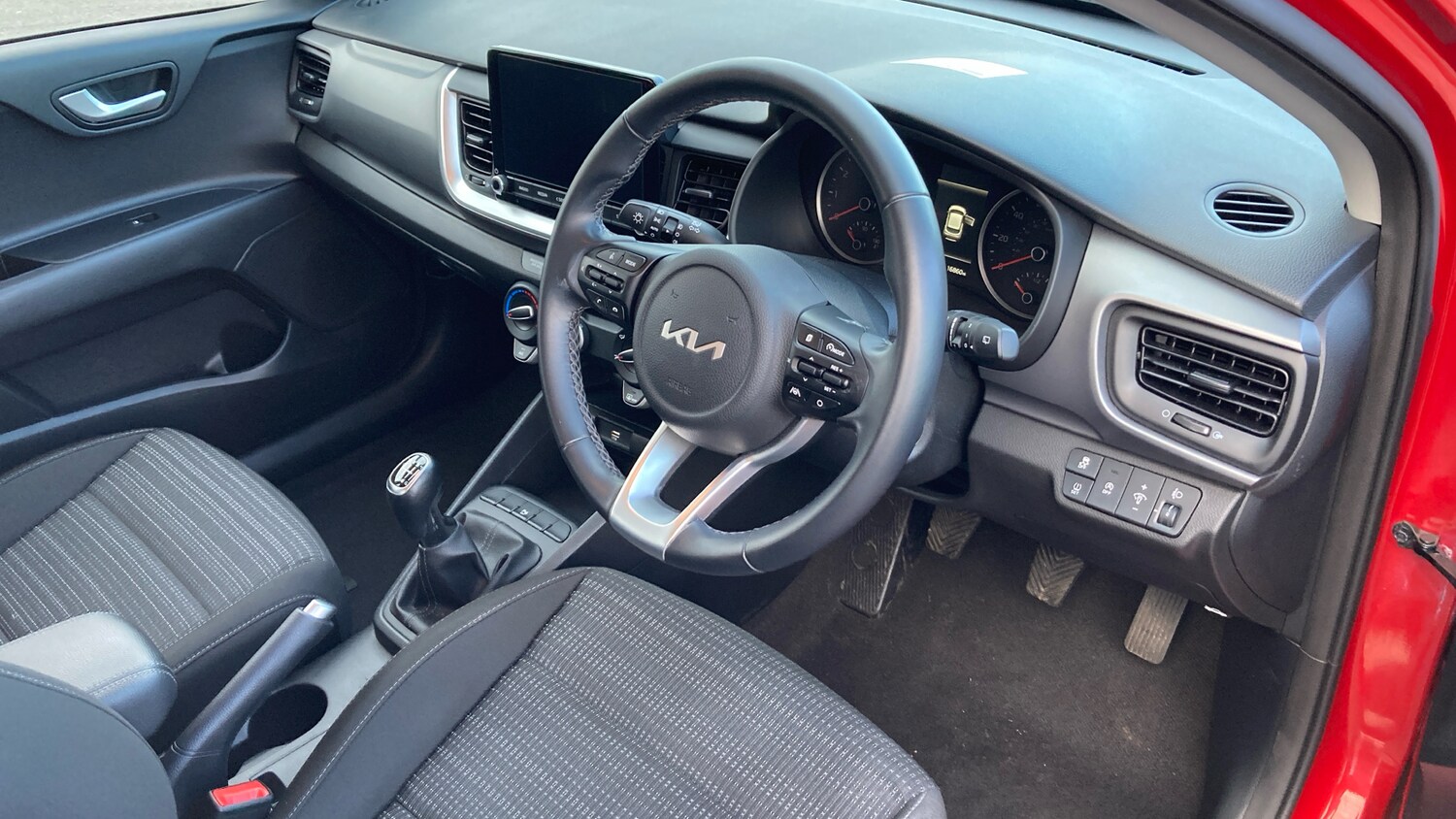 Used Kia Stonic 2021 for sale - 77836765: Photo 11