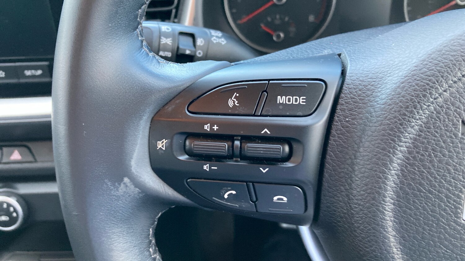 Used Kia Stonic 2021 for sale - 77836765: Photo 28