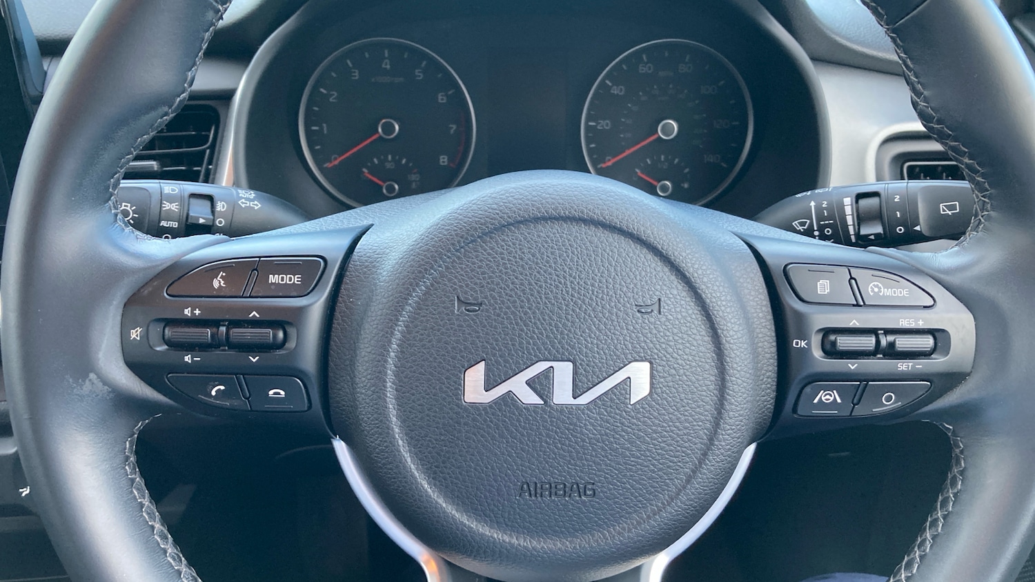 Used Kia Stonic 2021 for sale - 77836765: Photo 30