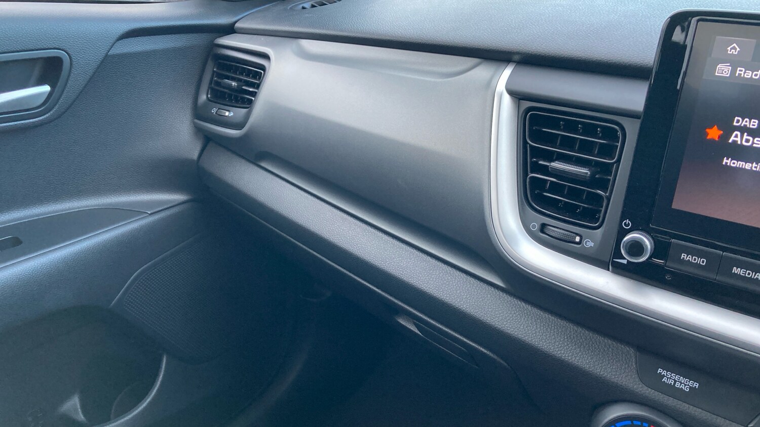 Used Kia Stonic 2021 for sale - 77836765: Photo 43