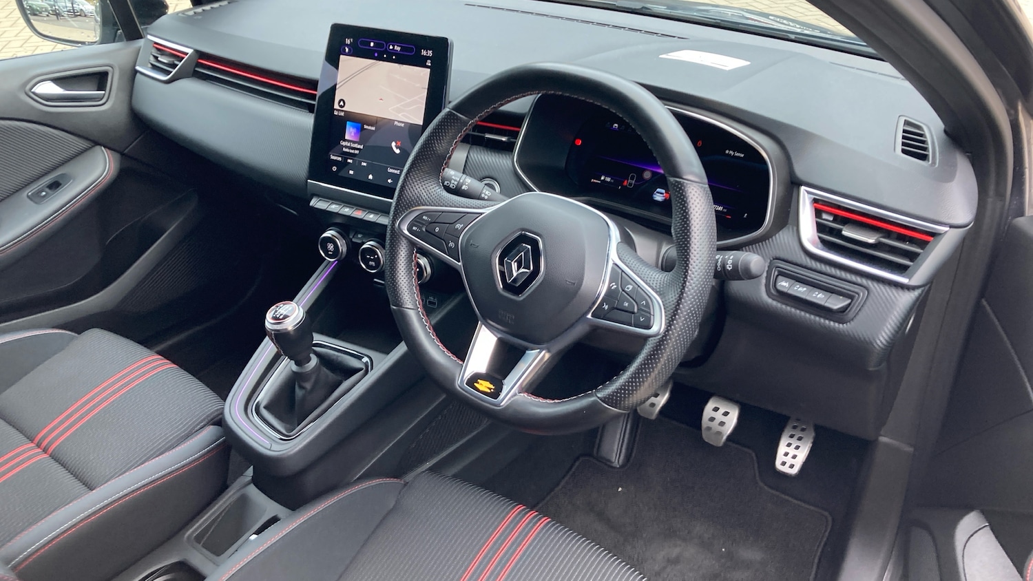 Used Renault Clio 2023 for sale - 76144557: Photo 11