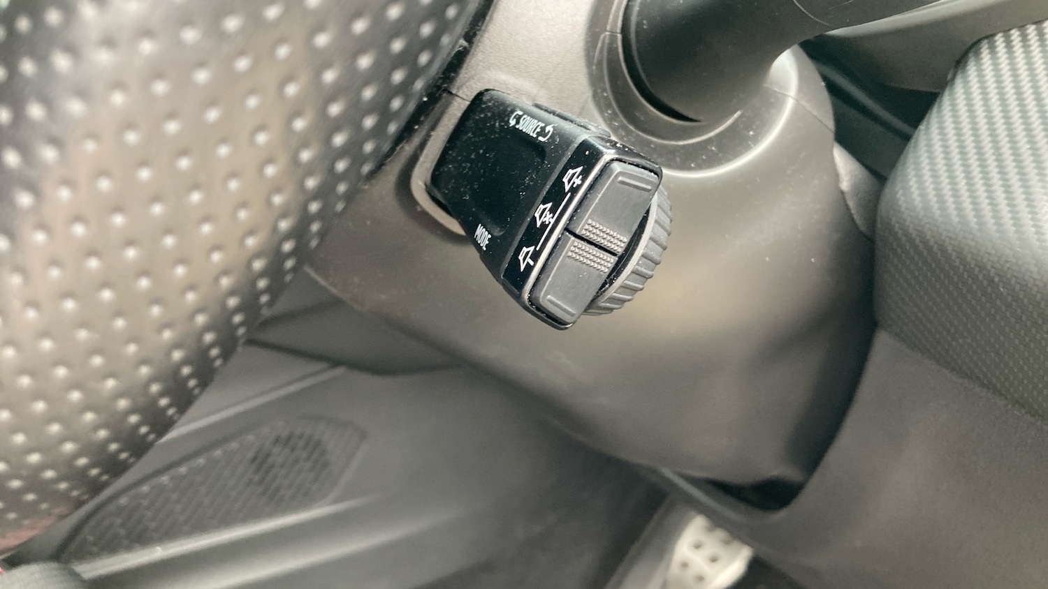 Used Renault Clio 2023 for sale - 76144557: Photo 43