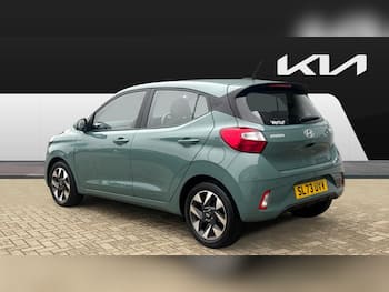 Used Hyundai i10 2023 for sale - 79853980: Photo