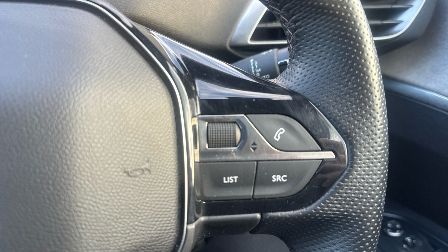 Used Peugeot 3008 2021 for sale - 76329555: Photo 36