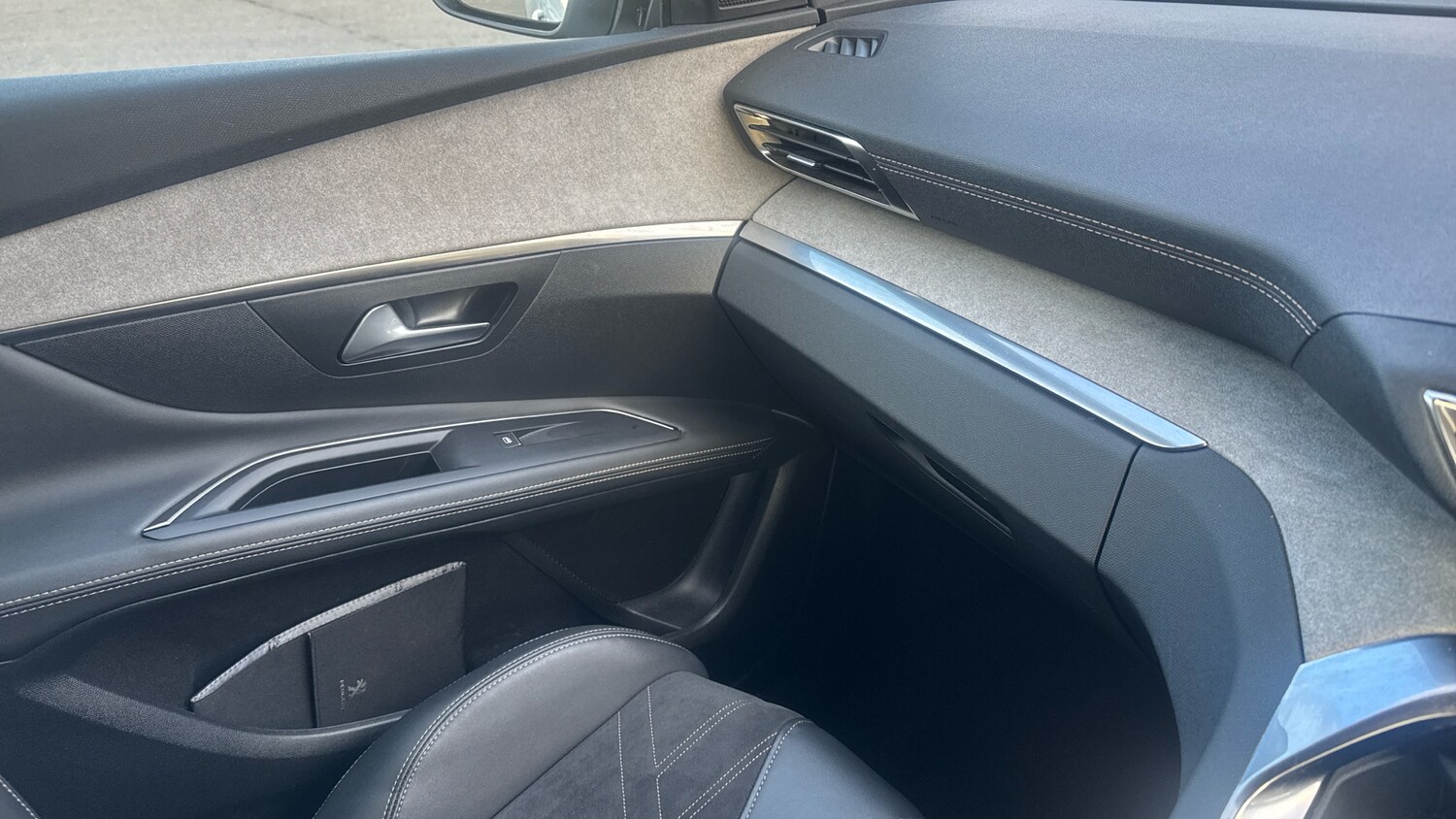 Used Peugeot 3008 2021 for sale - 76329555: Photo 46