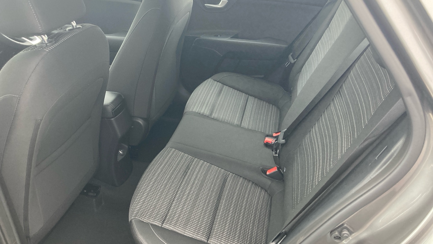 Used Kia Stonic 2025 for sale - 76193800: Photo 16