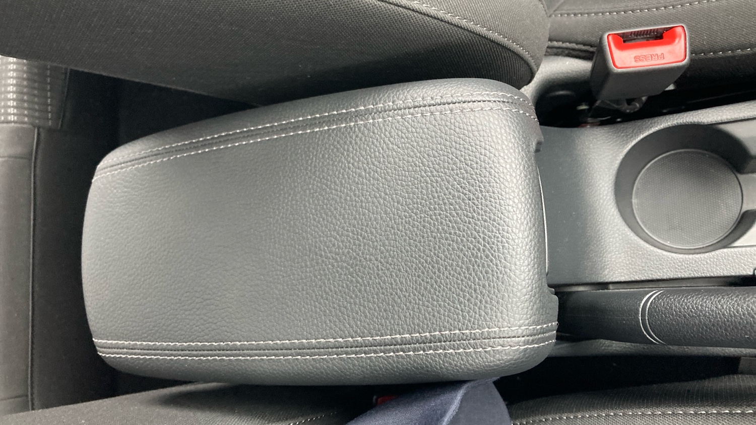 Used Kia Stonic 2025 for sale - 76193800: Photo 31