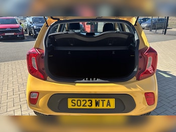 Used Kia Picanto 2023 for sale - 78540693: Photo