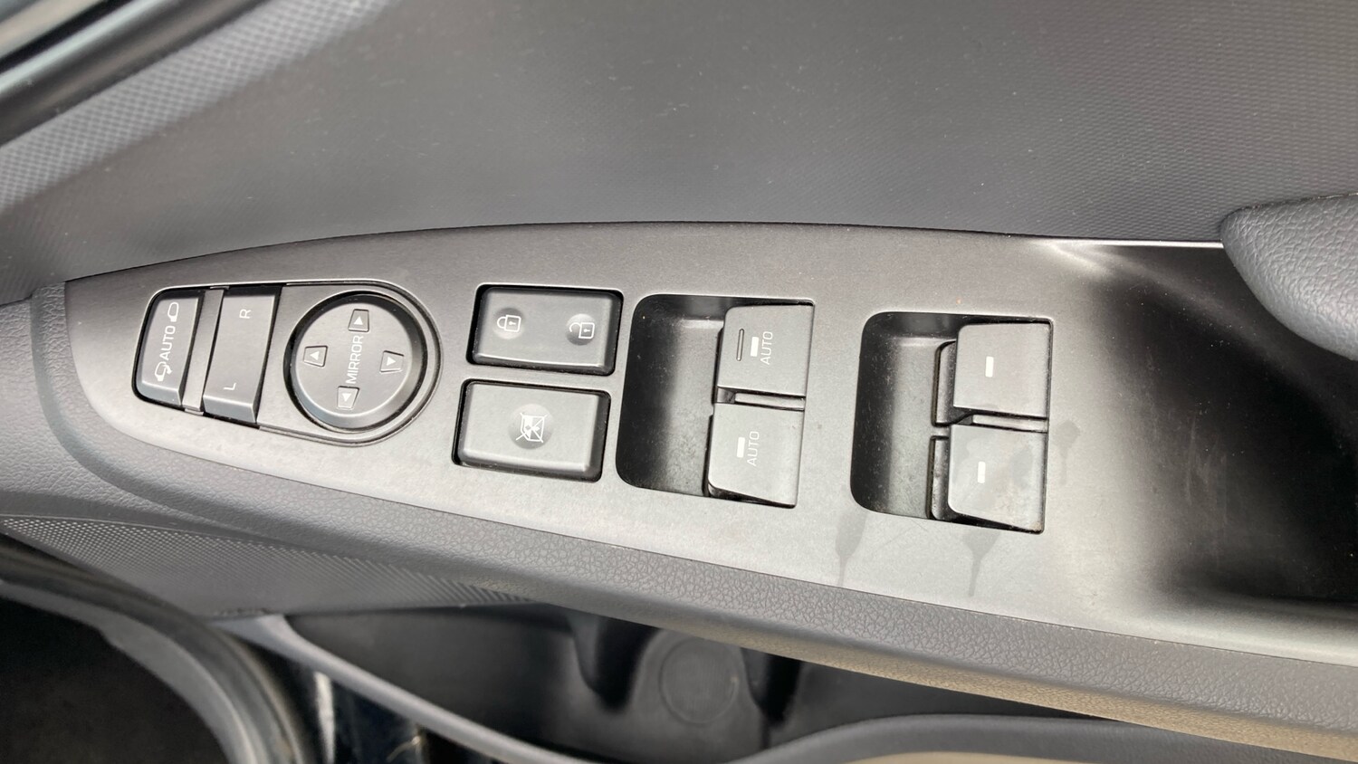 Used Hyundai IONIQ 2019 for sale - 77935143: Photo 31