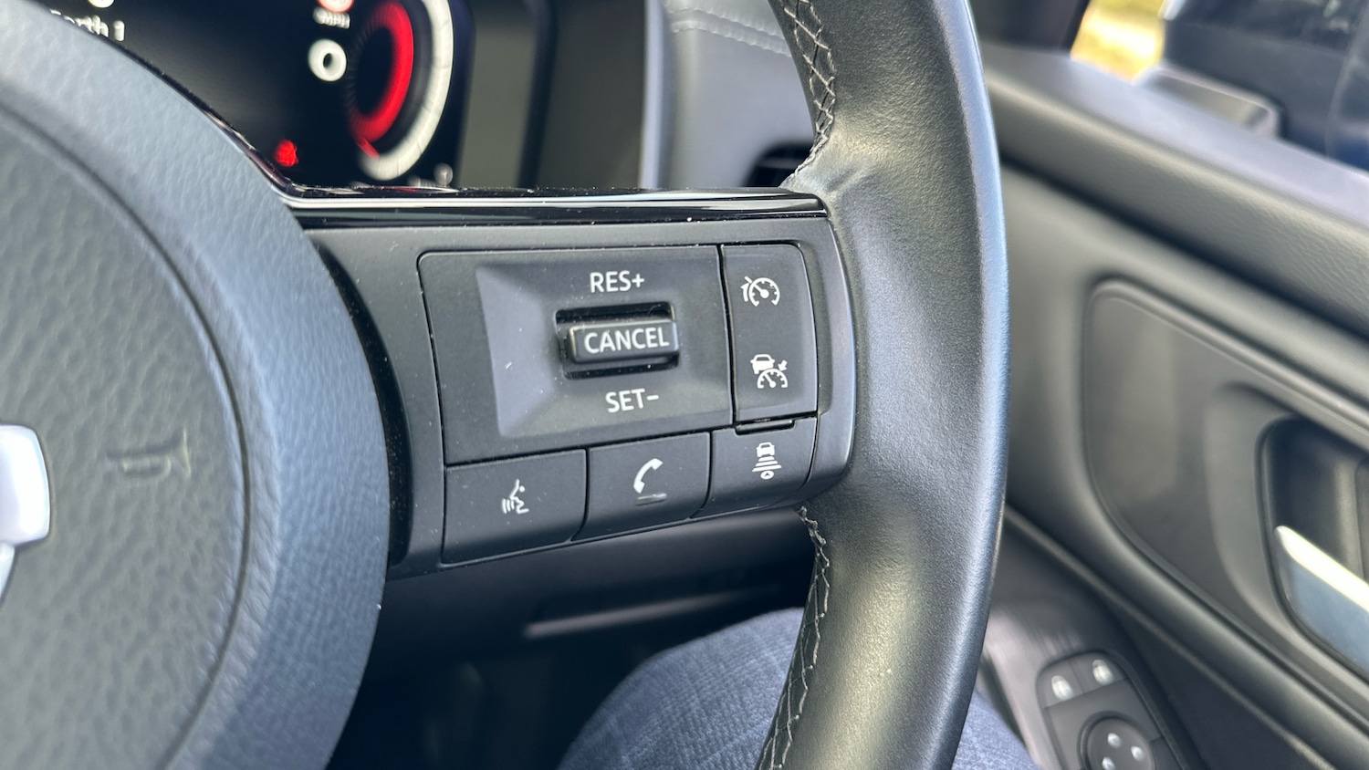 Used Nissan Qashqai 2021 for sale - 76006673: Photo 28
