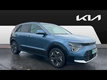 2025 (25) - 150kW 4 65kWh 5dr Auto Electric Estate
