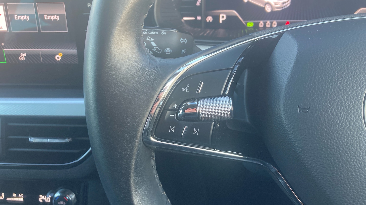 Used Skoda Kamiq 2021 for sale - 76638545: Photo 33