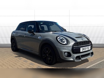 Used MINI Hatch 2019 for sale - 78858523: Photo