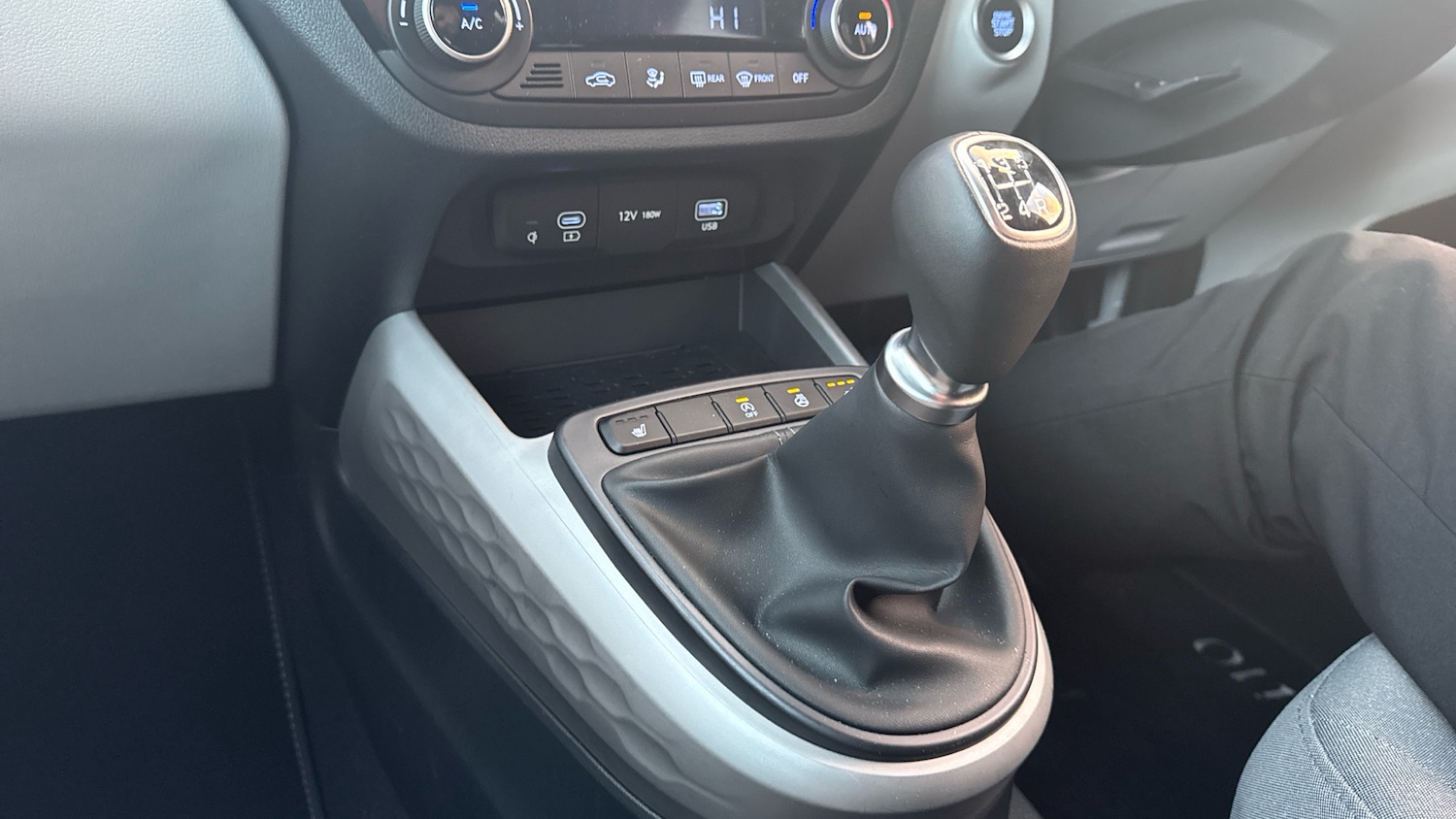 Used Hyundai i10 2024 for sale - 77220245: Photo 13