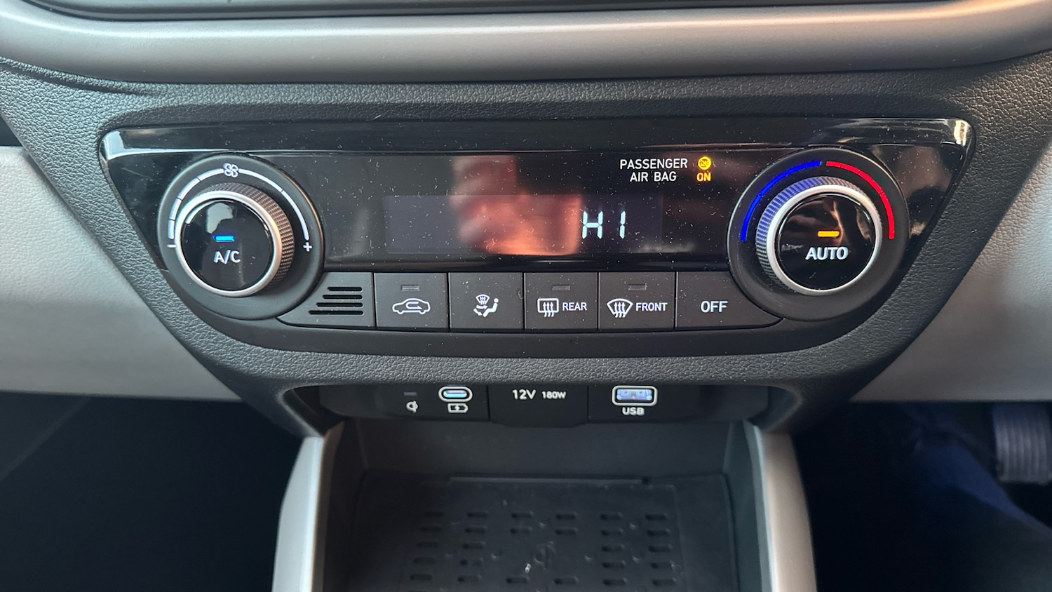 Used Hyundai i10 2024 for sale - 77220245: Photo 21