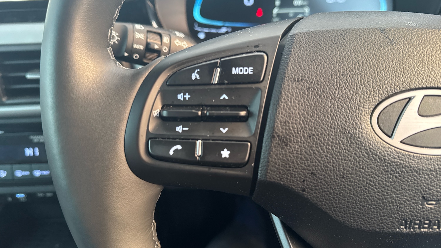 Used Hyundai i10 2024 for sale - 77220245: Photo 26