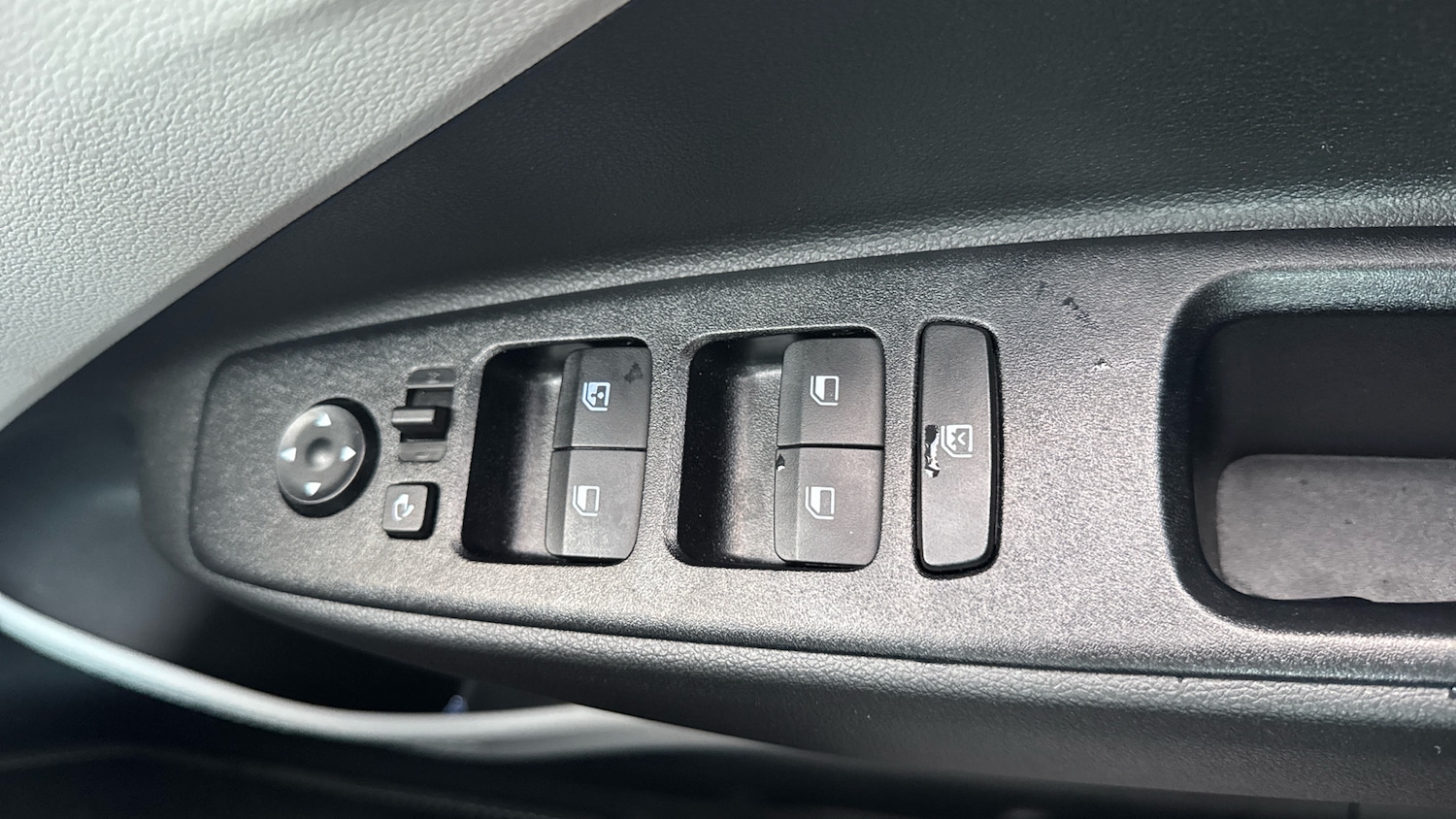 Used Hyundai i10 2024 for sale - 77220245: Photo 28