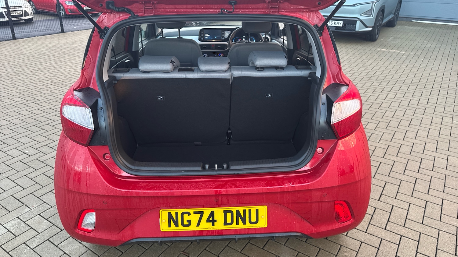 Used Hyundai i10 2024 for sale - 77220245: Photo 4