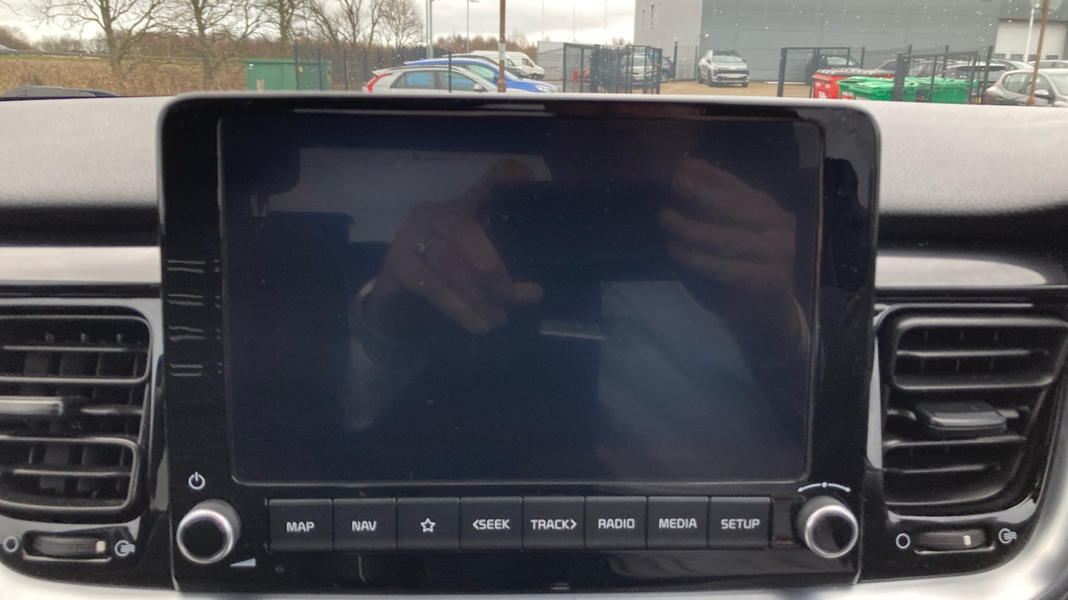 Used Kia Stonic 2021 for sale - 77951374: Photo 12