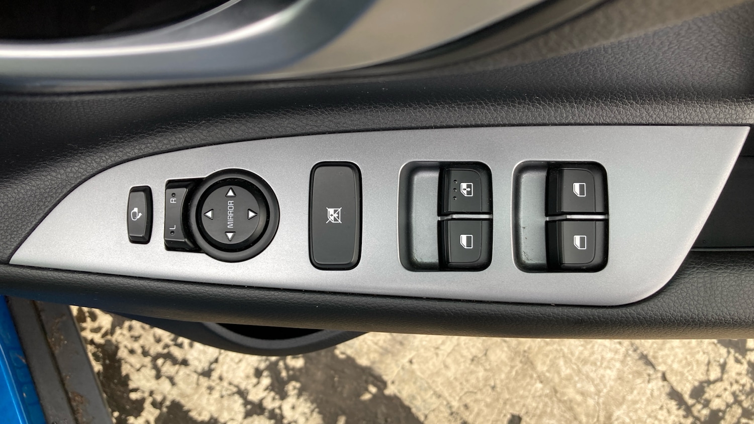 Used Kia Stonic 2021 for sale - 77951374: Photo 22