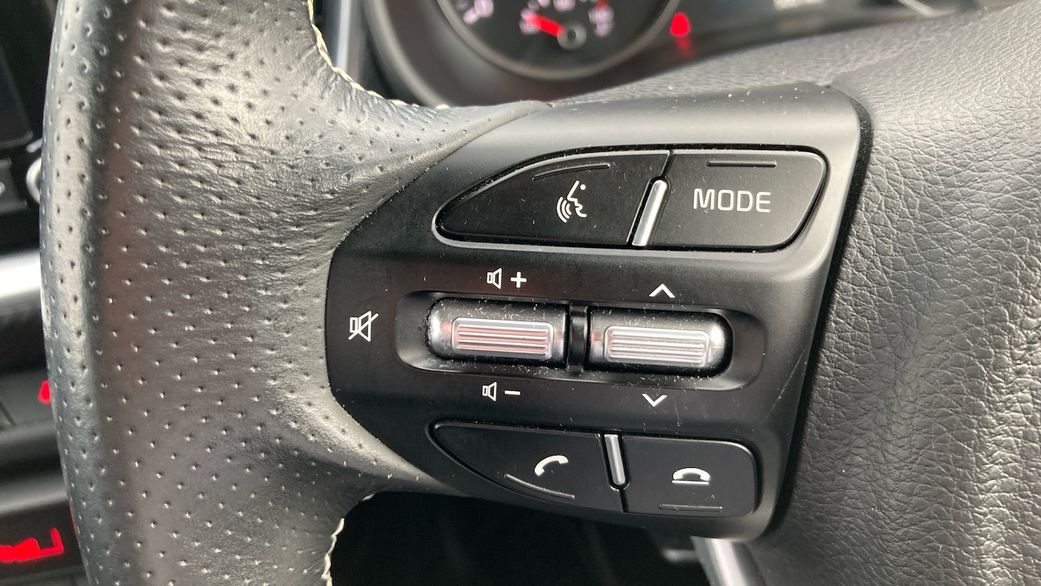 Used Kia Stonic 2021 for sale - 77951374: Photo 27